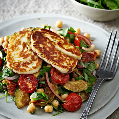 Roasted Tomato, Chickpea & Halloumi Salad